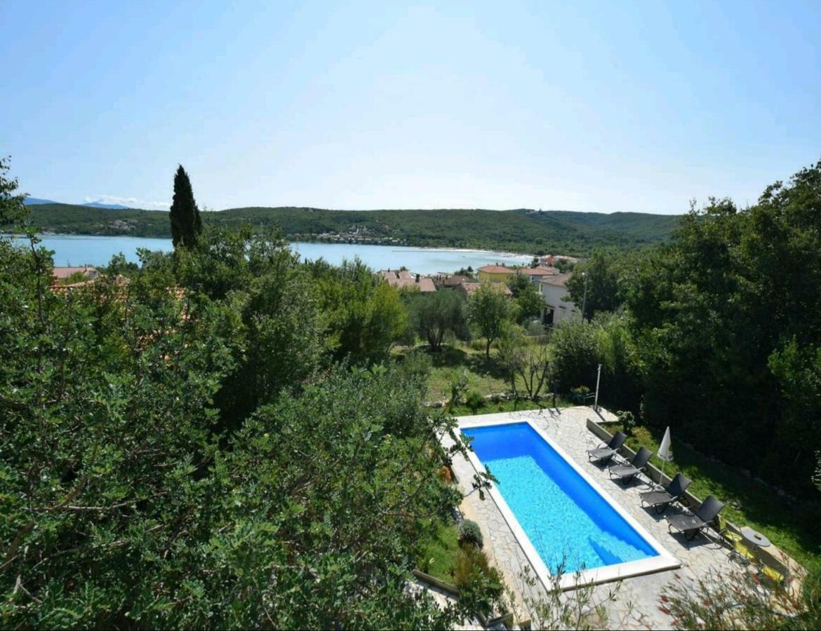 Apartman Lavandin Cizici Exterior photo
